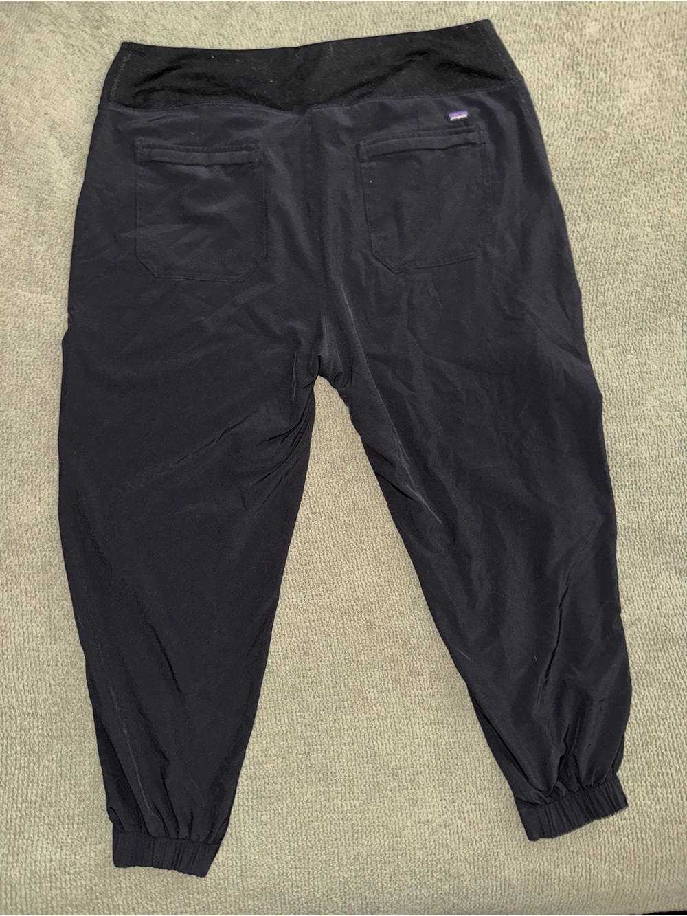 Patagonia Black and Gray Active Leggings